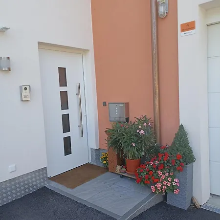 Beim Orgeler Apartamento